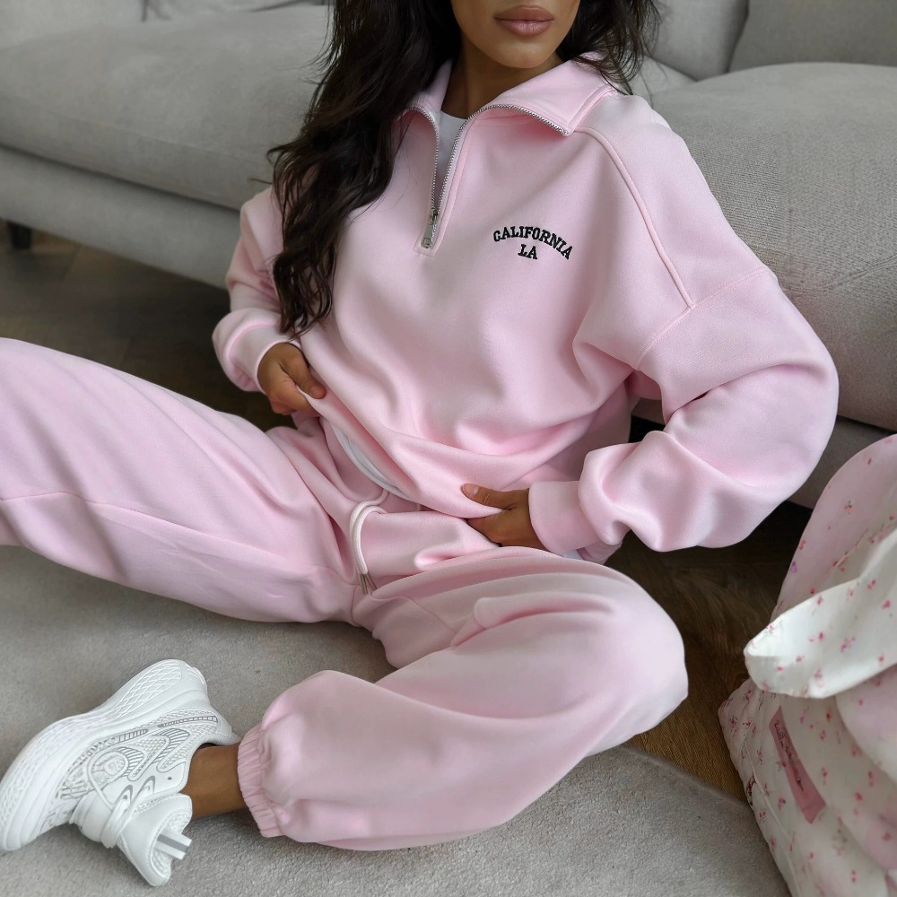 Spor Tarzı Harf İşlemeli Kapüş - Embroidery incelemesi ve fiyatı